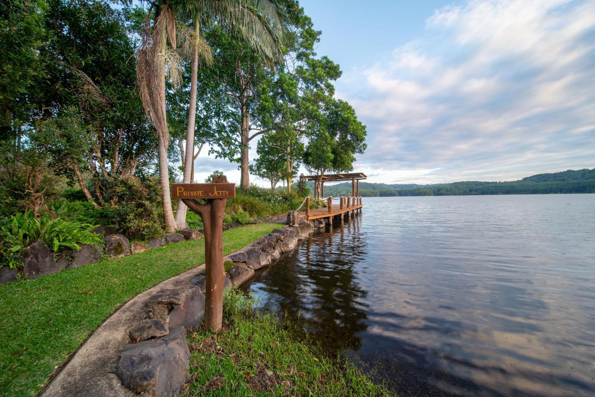 Secrets On The Lake Montville Exteriér fotografie